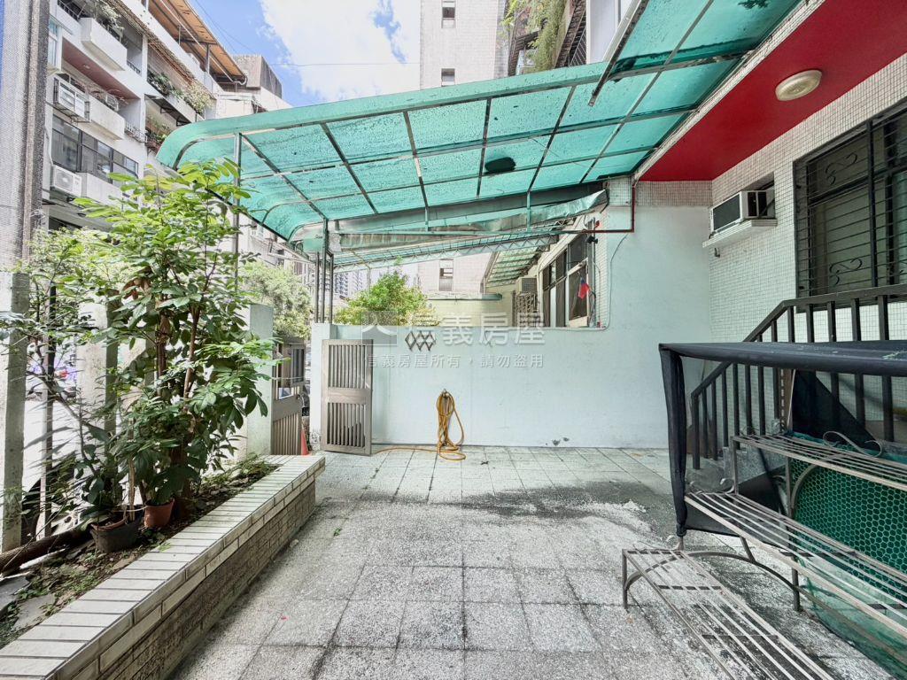 崇光新村．稀有一樓房屋室內格局與周邊環境