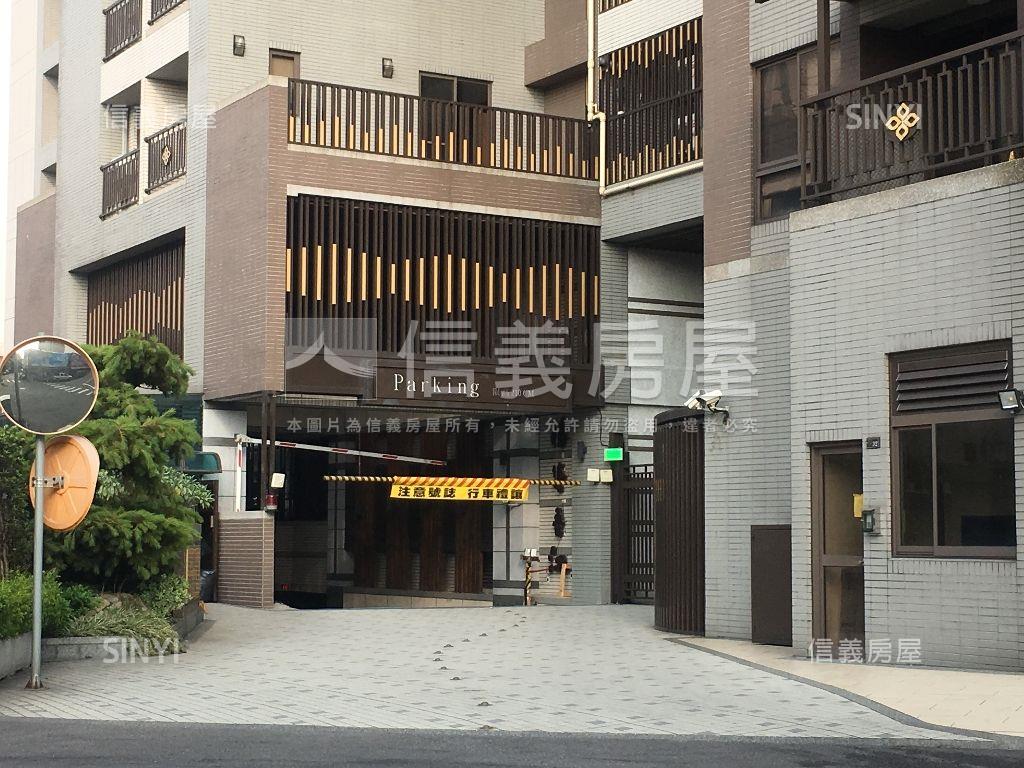 鴻築吾江三房平面車位房屋室內格局與周邊環境