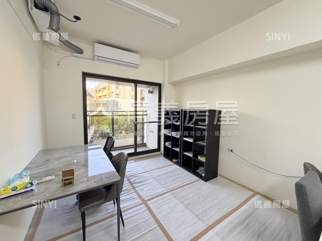 １２淳三房平車露台戶房屋室內格局與周邊環境