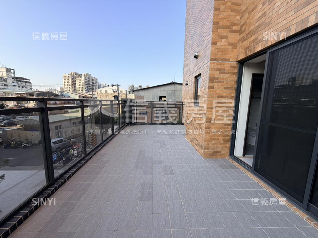 １２淳三房平車露台戶房屋室內格局與周邊環境