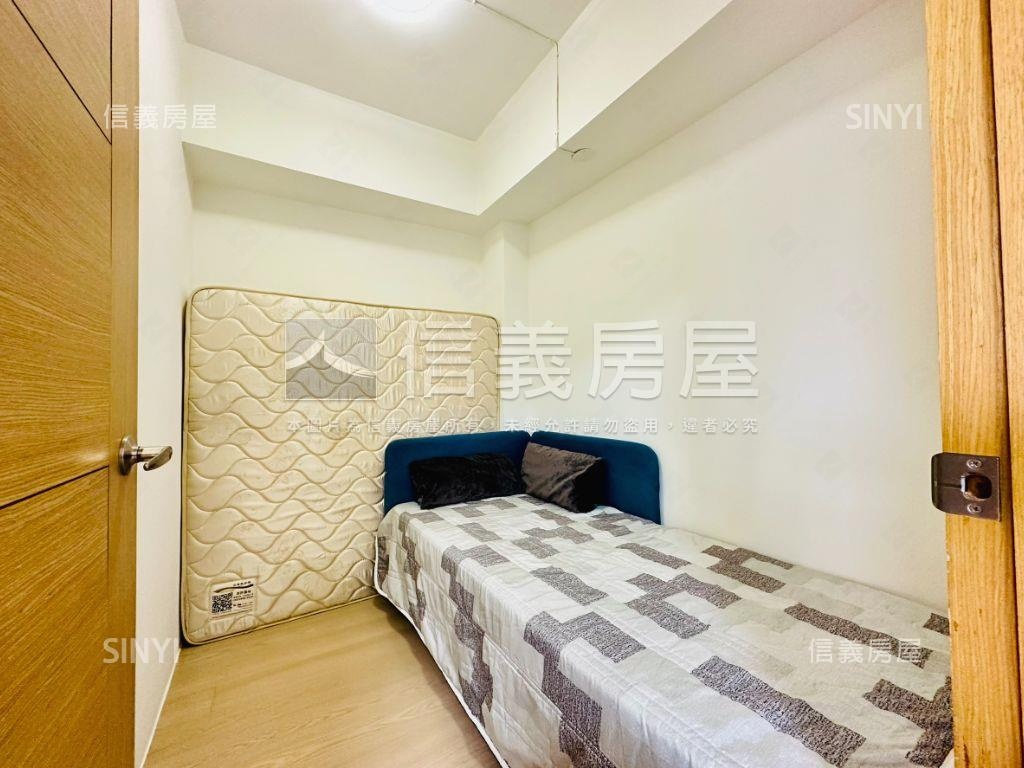 中和環球★兩房電梯景觀宅房屋室內格局與周邊環境