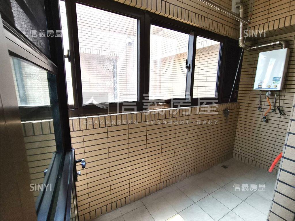 新都苑邊間三房＋平面車位房屋室內格局與周邊環境