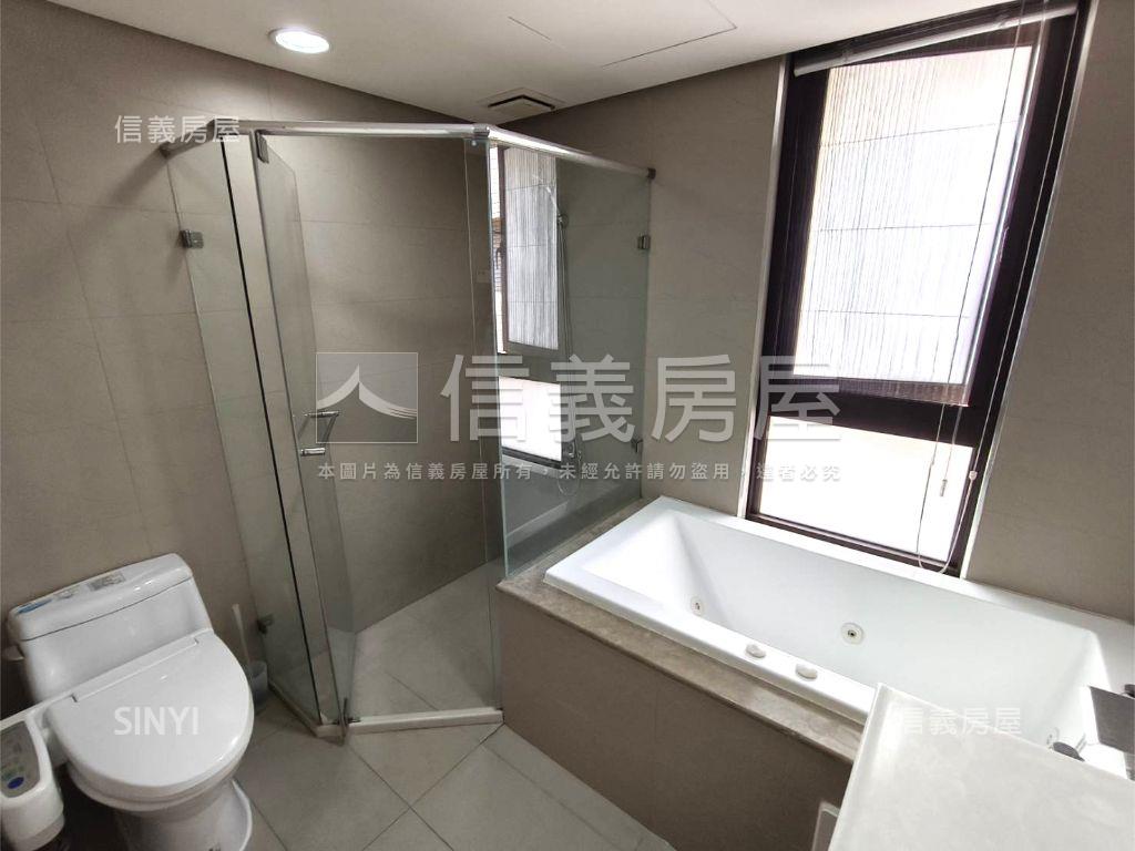 新都苑邊間三房＋平面車位房屋室內格局與周邊環境