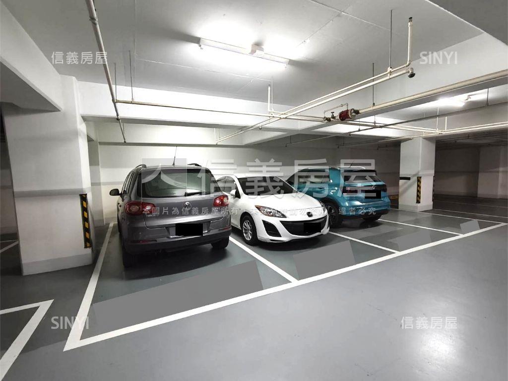 新都苑邊間三房＋平面車位房屋室內格局與周邊環境