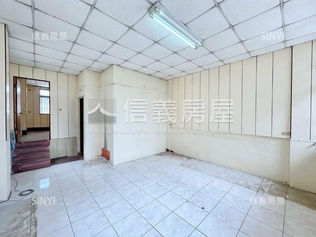 【近１４期】邊間透天別墅房屋室內格局與周邊環境