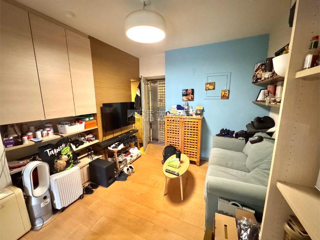 電梯一房即刻入住房屋室內格局與周邊環境