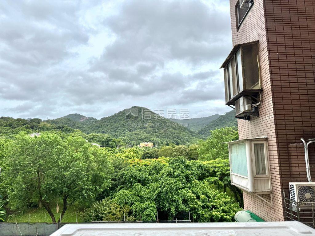 電梯一房即刻入住房屋室內格局與周邊環境
