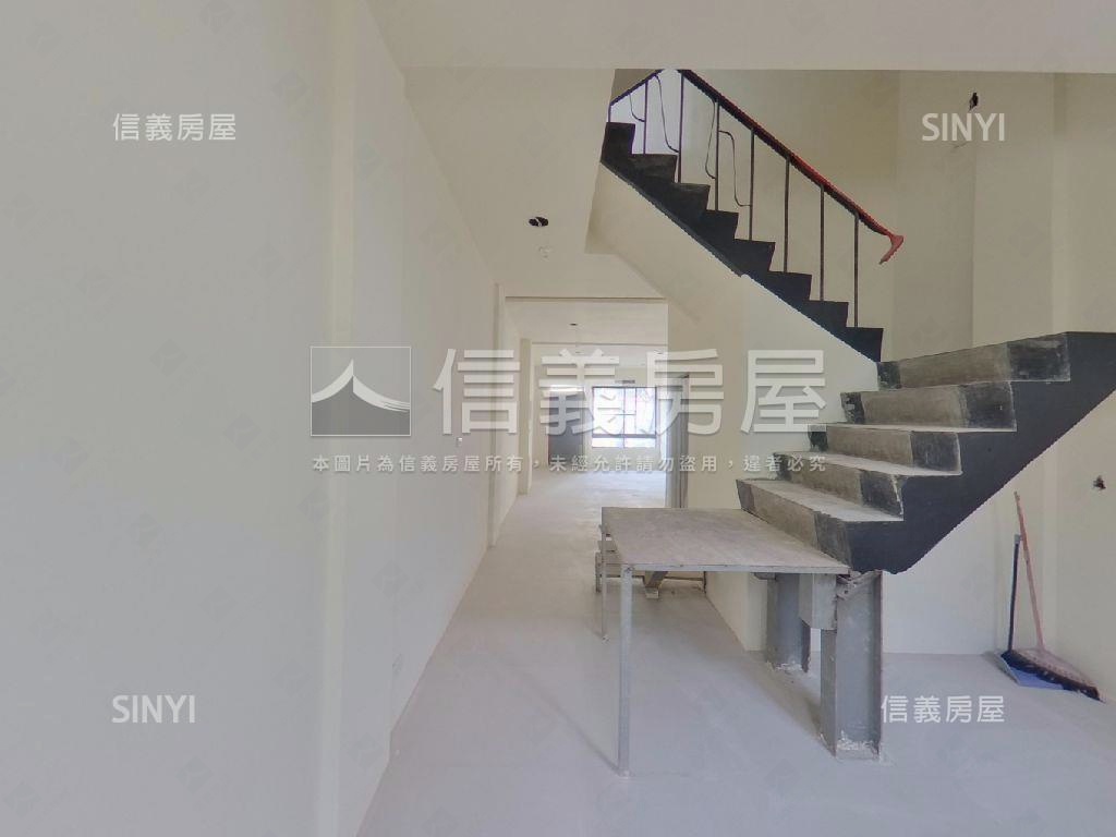 誠售建和街臨路透天房屋室內格局與周邊環境