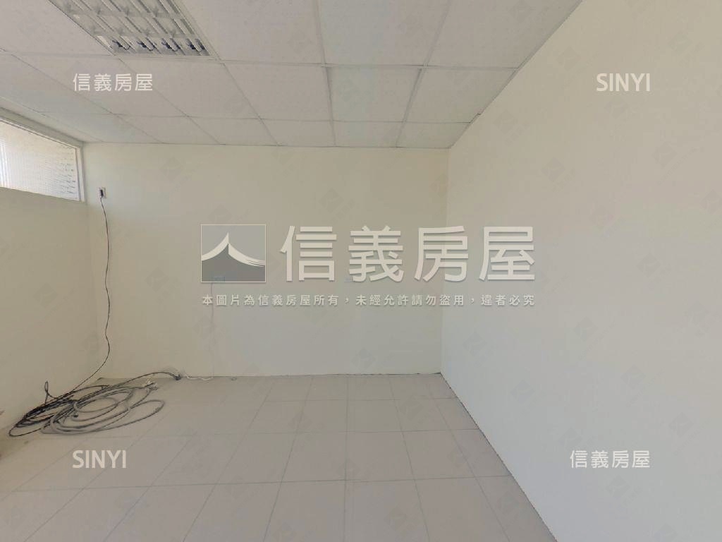 誠售建和街臨路透天房屋室內格局與周邊環境