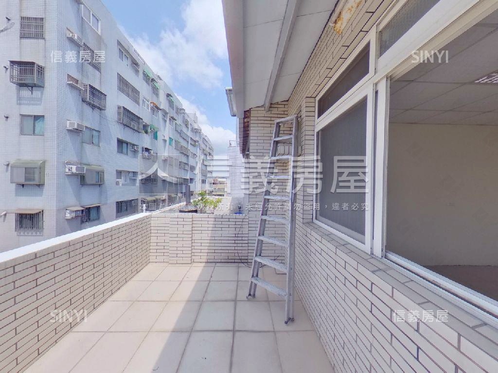 誠售建和街臨路透天房屋室內格局與周邊環境