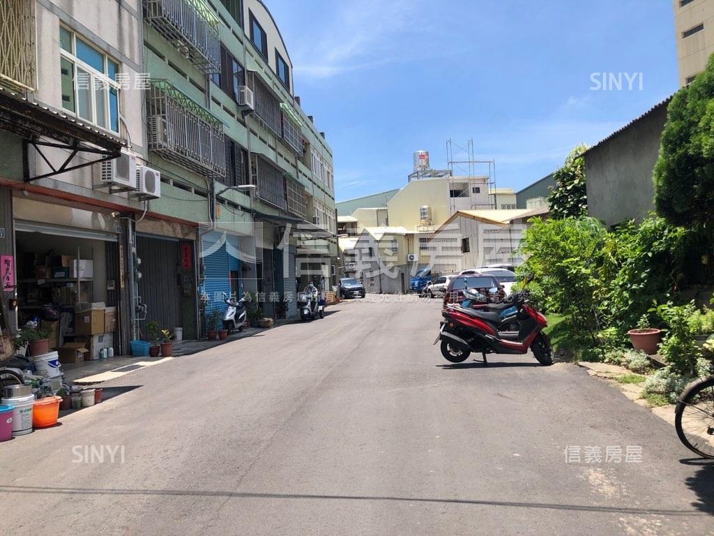 誠售建和街臨路透天房屋室內格局與周邊環境