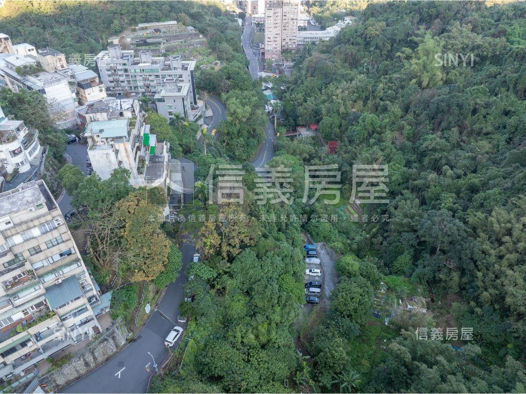 台北市信義區整筆土地房屋室內格局與周邊環境