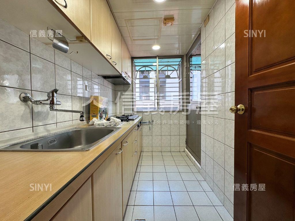碧瑤名園三面採光大二房房屋室內格局與周邊環境