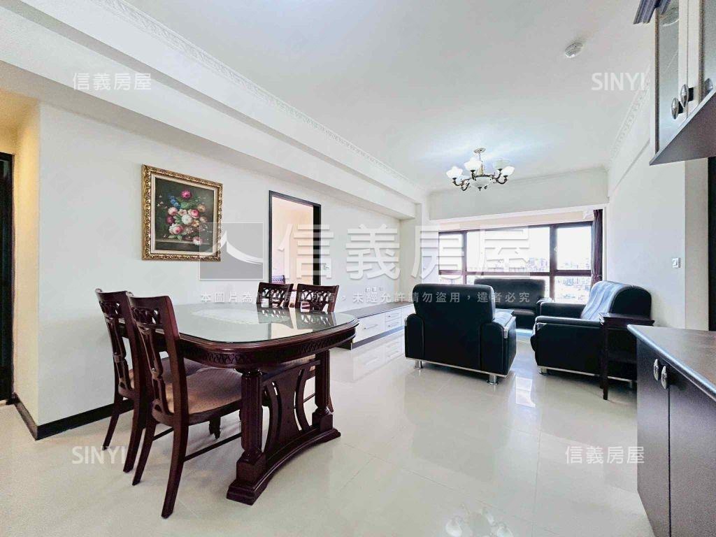 中路縣府敦品景觀三房車位房屋室內格局與周邊環境