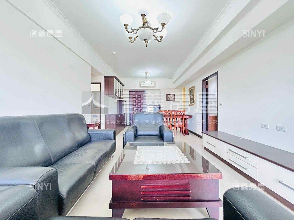 中路縣府敦品景觀三房車位房屋室內格局與周邊環境