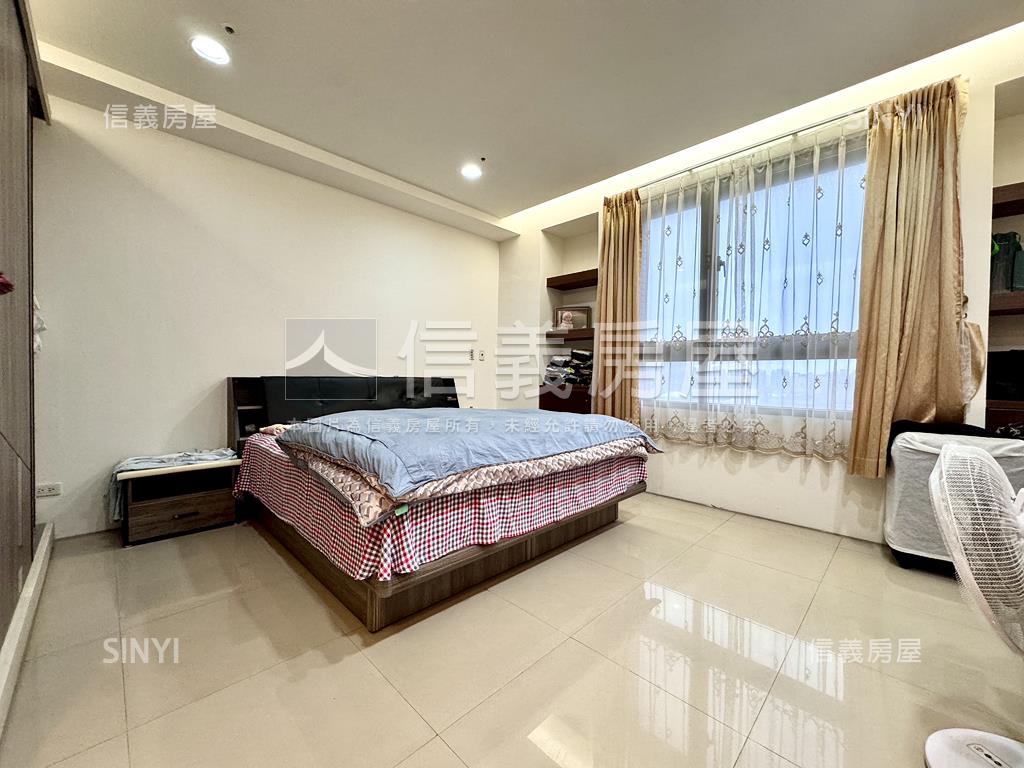 德鑫雙璽高樓大四房雙車位房屋室內格局與周邊環境