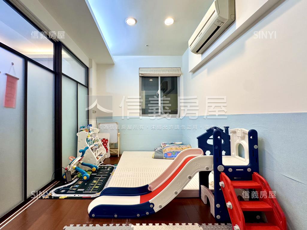 德鑫雙璽高樓大四房雙車位房屋室內格局與周邊環境