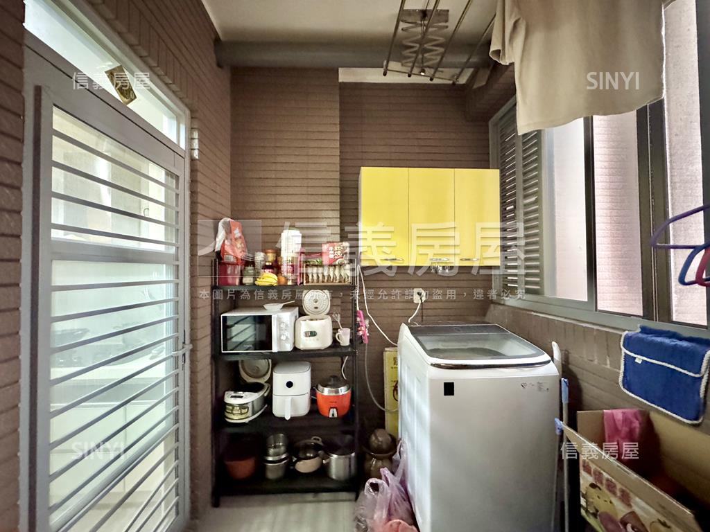 德鑫雙璽高樓大四房雙車位房屋室內格局與周邊環境