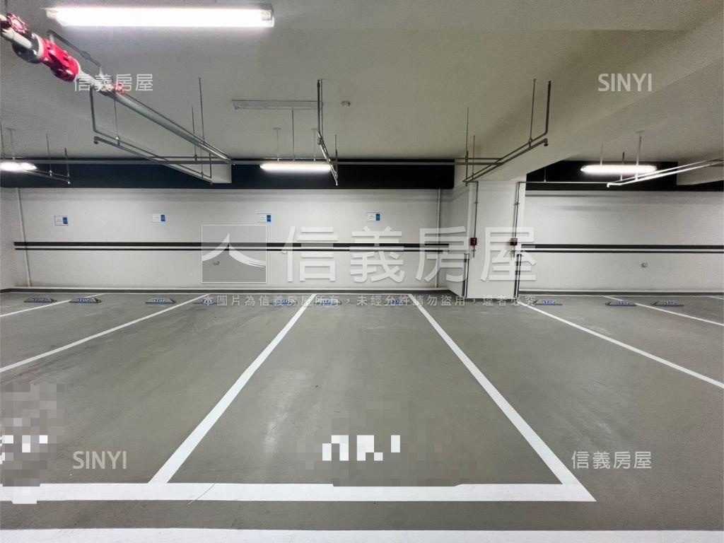 全新沐曦高樓層三房平車房屋室內格局與周邊環境