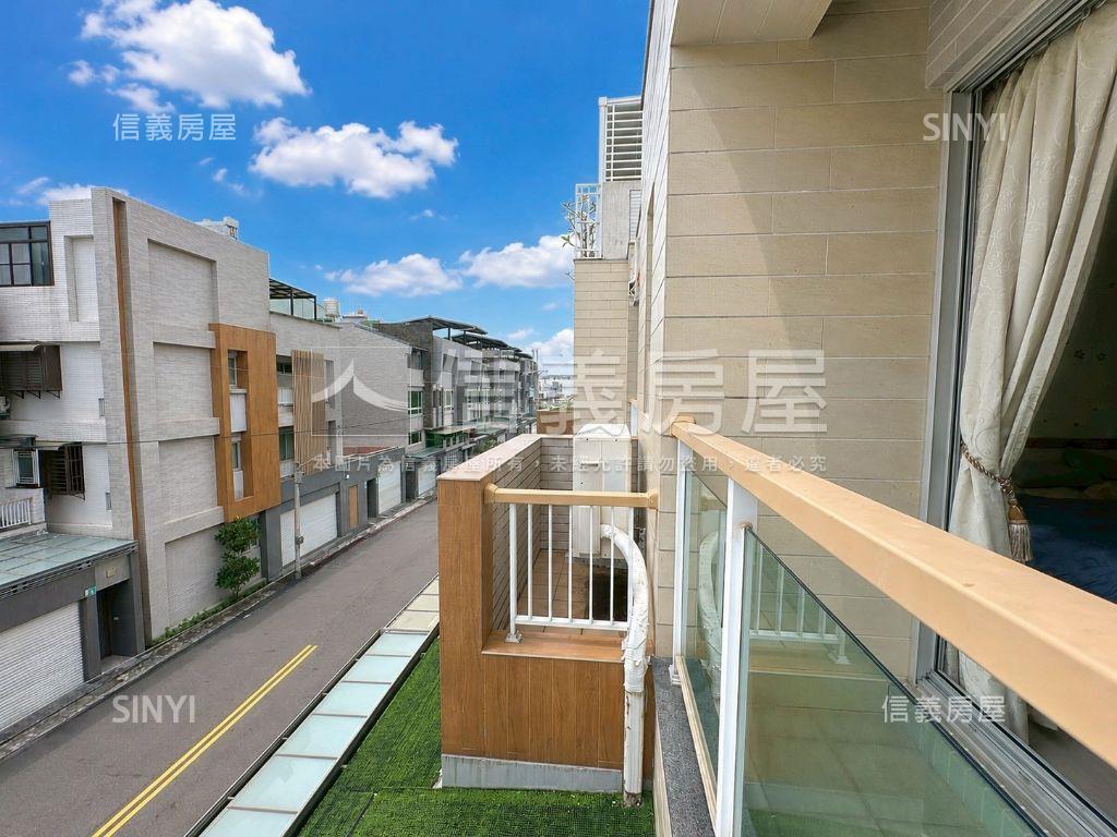 安南區約１２年透天車墅房屋室內格局與周邊環境
