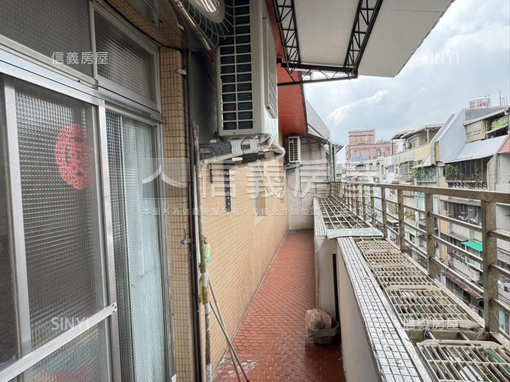 湖光市場商圈大公寓房屋室內格局與周邊環境