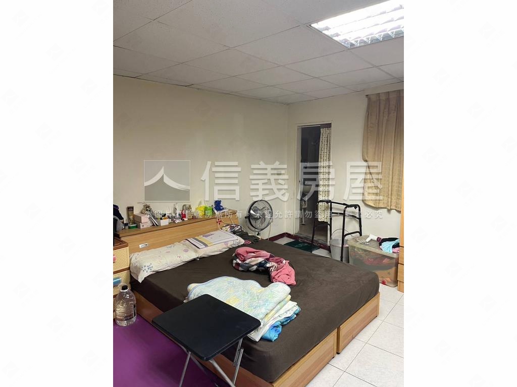 面公園二樓美寓房屋室內格局與周邊環境