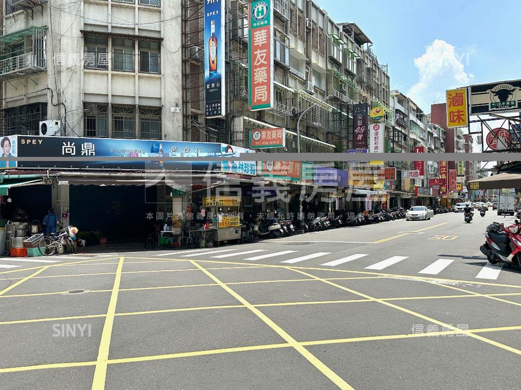 榮星人潮黃金店面房屋室內格局與周邊環境
