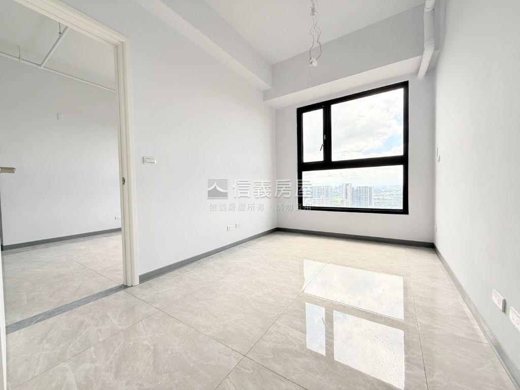 大威均高樓景觀宅房屋室內格局與周邊環境