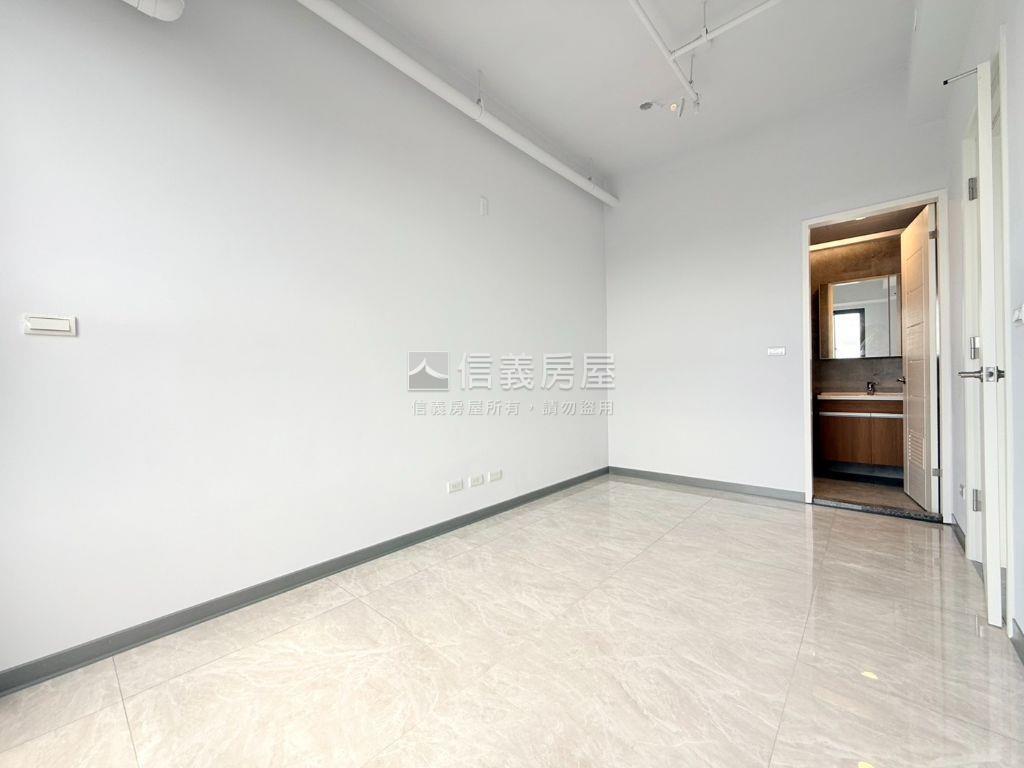 大威均高樓景觀宅房屋室內格局與周邊環境