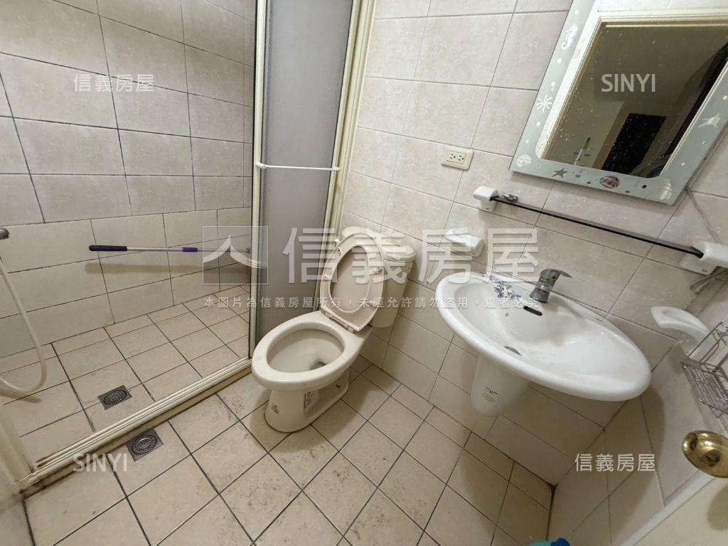 城市之光文化商圈大三房房屋室內格局與周邊環境