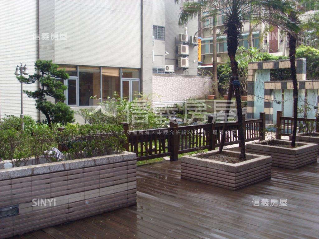 城市之光文化商圈大三房房屋室內格局與周邊環境