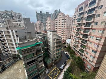 聖塔柔情成家三房