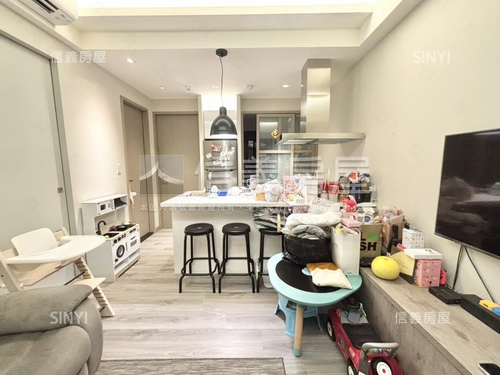 雙捷晶華２＋１精緻釋出房屋室內格局與周邊環境