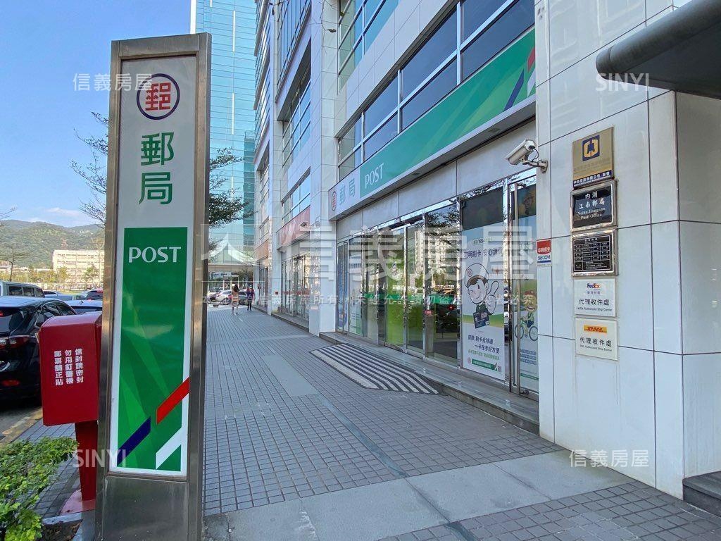 可看屋內科日內瓦商辦房屋室內格局與周邊環境