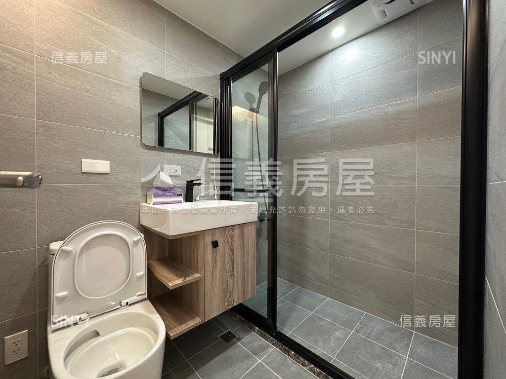 山清水秀精裝電梯三房房屋室內格局與周邊環境