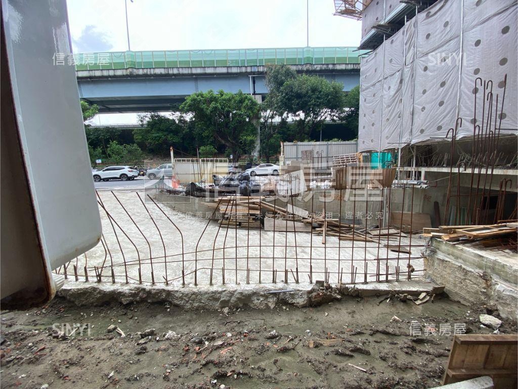 稀有五層透天厝房屋室內格局與周邊環境