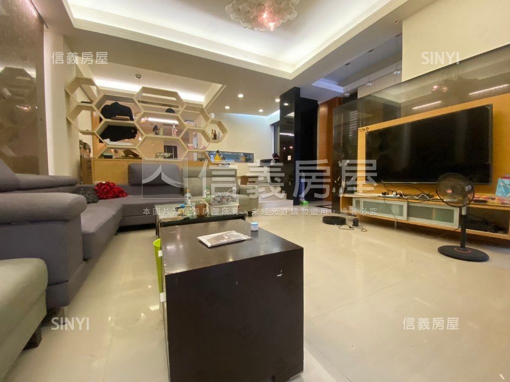 近中國醫震後庭院別墅房屋室內格局與周邊環境