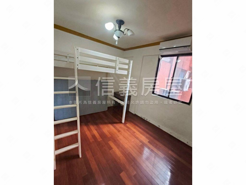 近文心崇德捷運站三房美寓房屋室內格局與周邊環境