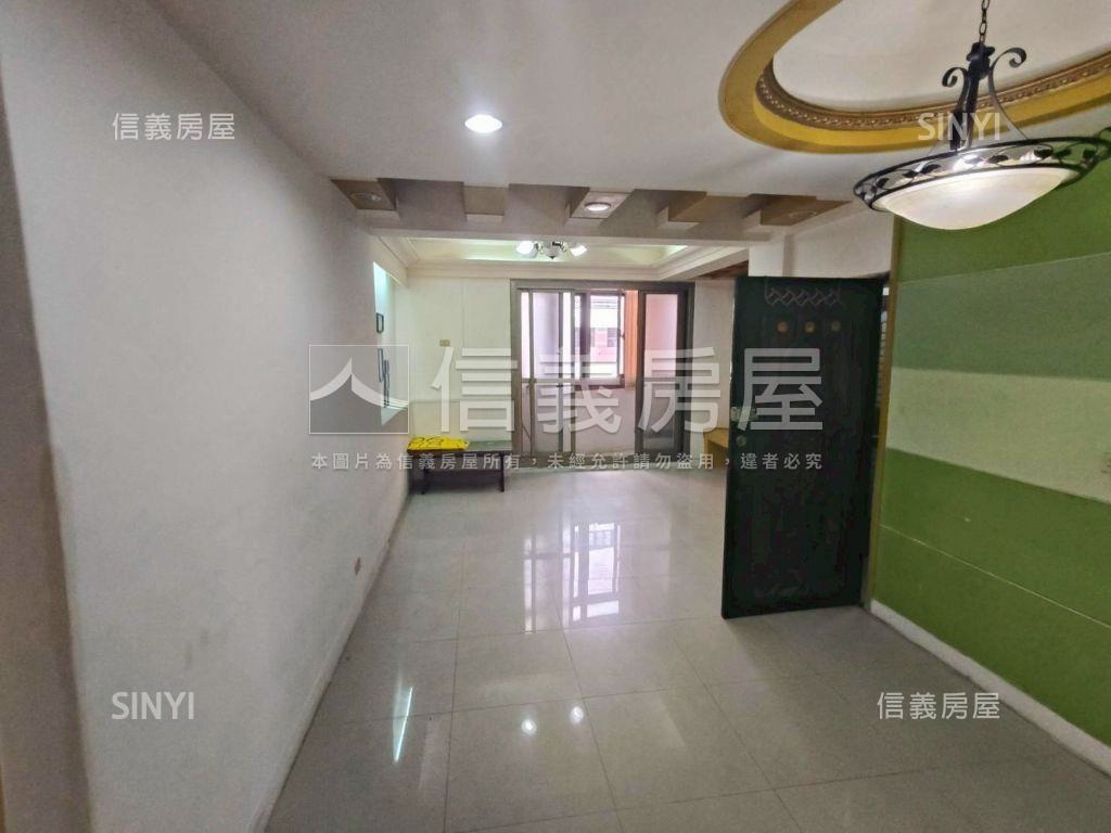 近文心崇德捷運站三房美寓房屋室內格局與周邊環境