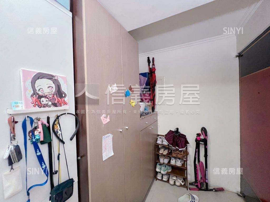 世紀風情。高樓４房帶車位房屋室內格局與周邊環境