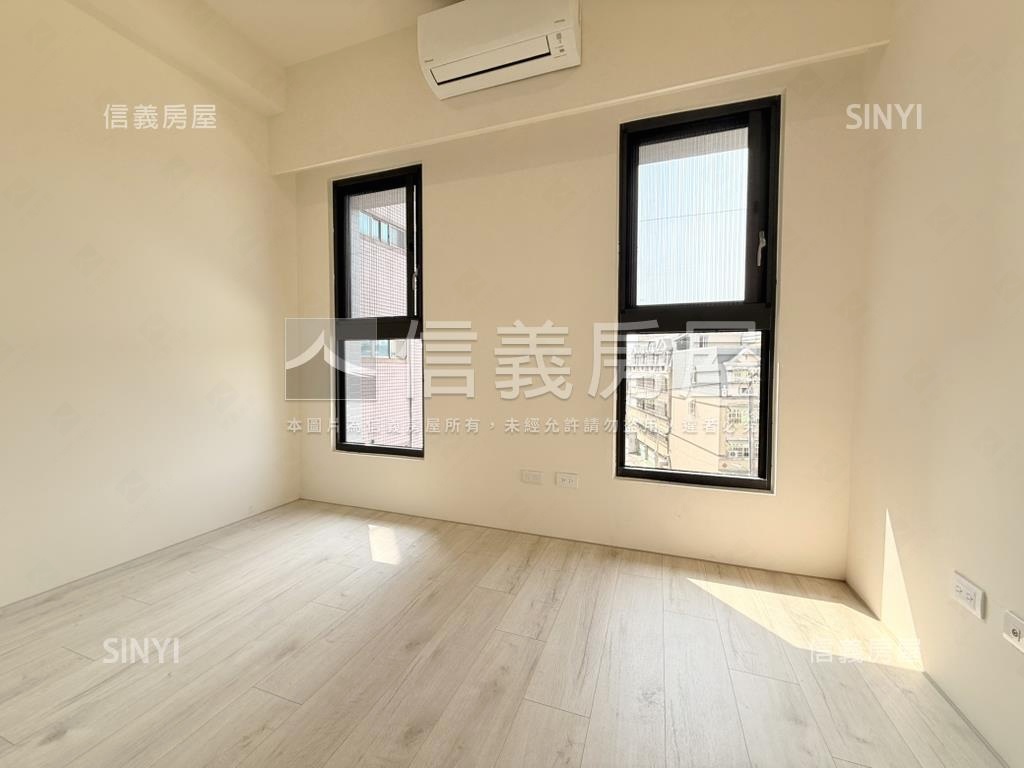 楠梓台積電輕屋齡三房平車房屋室內格局與周邊環境