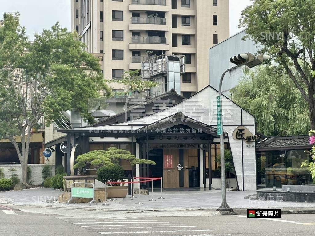 專任。近漢神百貨金店面房屋室內格局與周邊環境