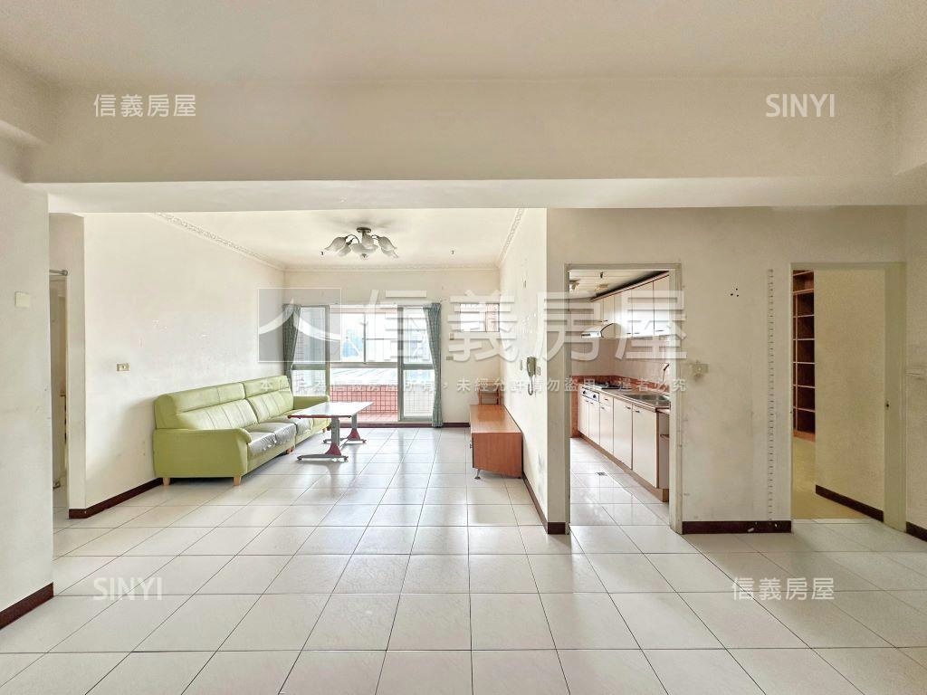 陽明採光高樓４房雙車位房屋室內格局與周邊環境