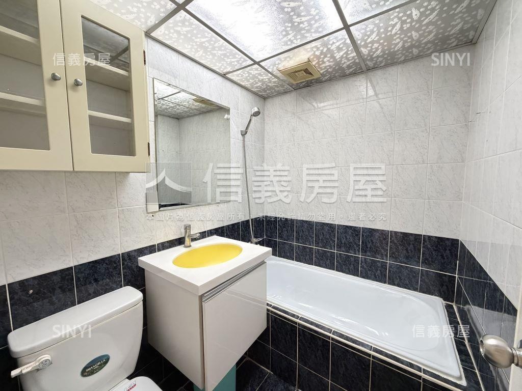 陽明採光高樓４房雙車位房屋室內格局與周邊環境