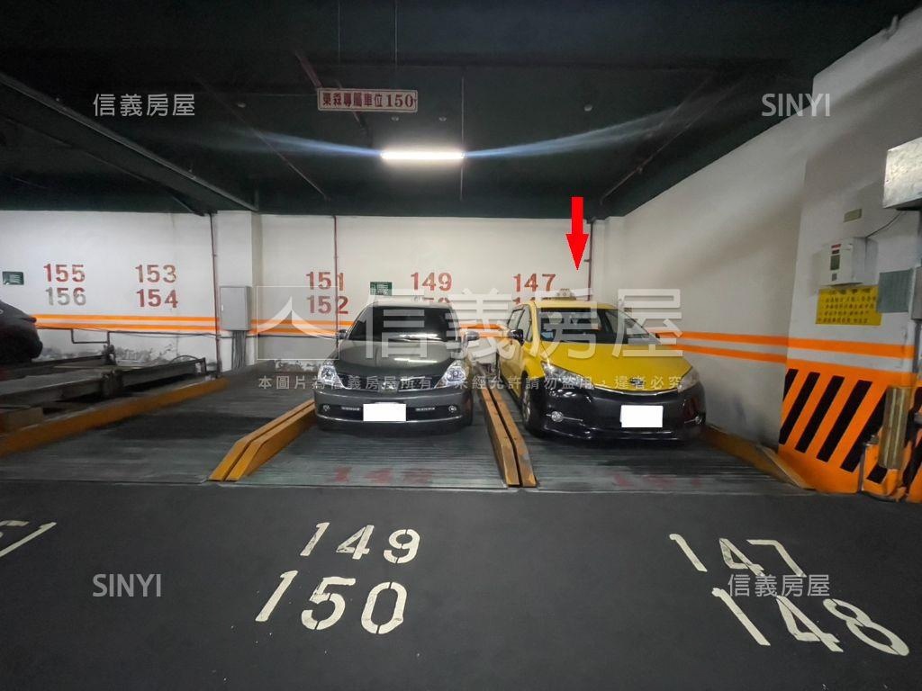 天空之城二房帶車位房屋室內格局與周邊環境