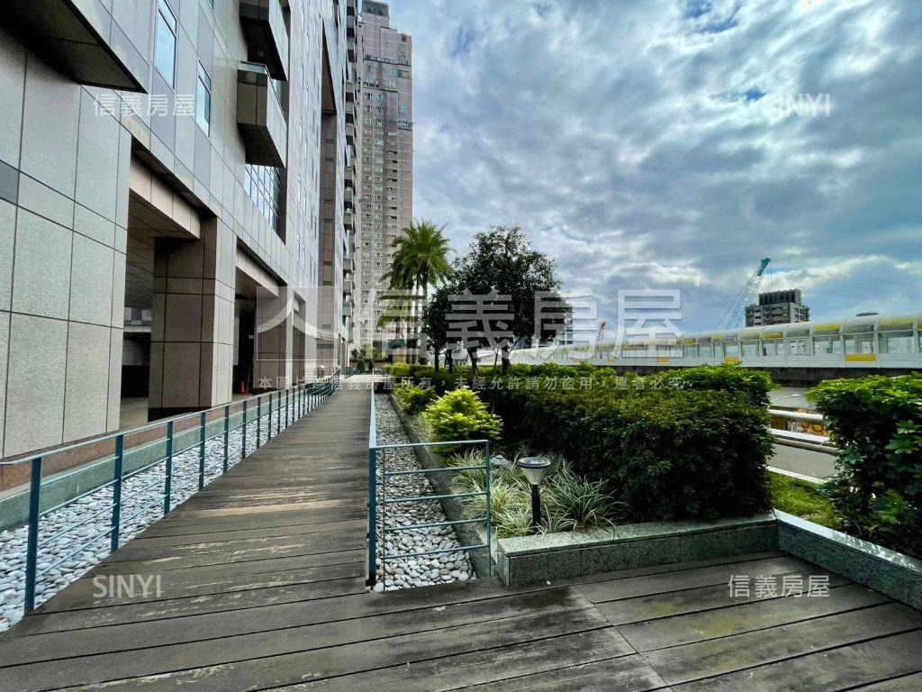 天空之城二房帶車位房屋室內格局與周邊環境