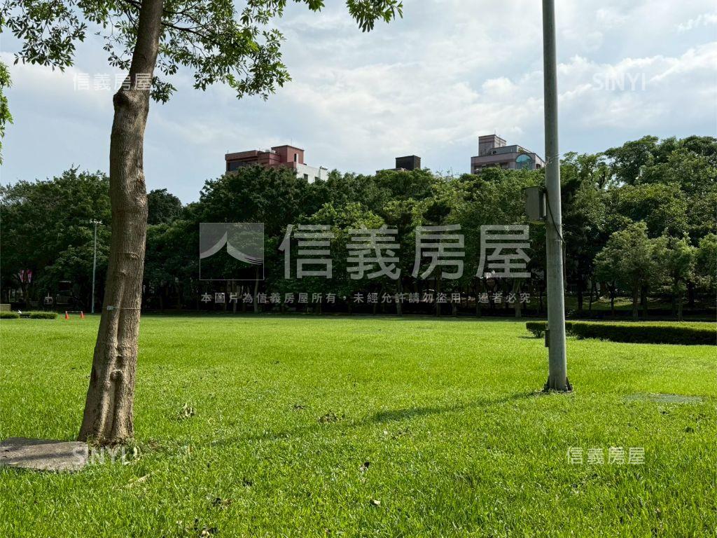 近小檜溪質感森活三房車位房屋室內格局與周邊環境