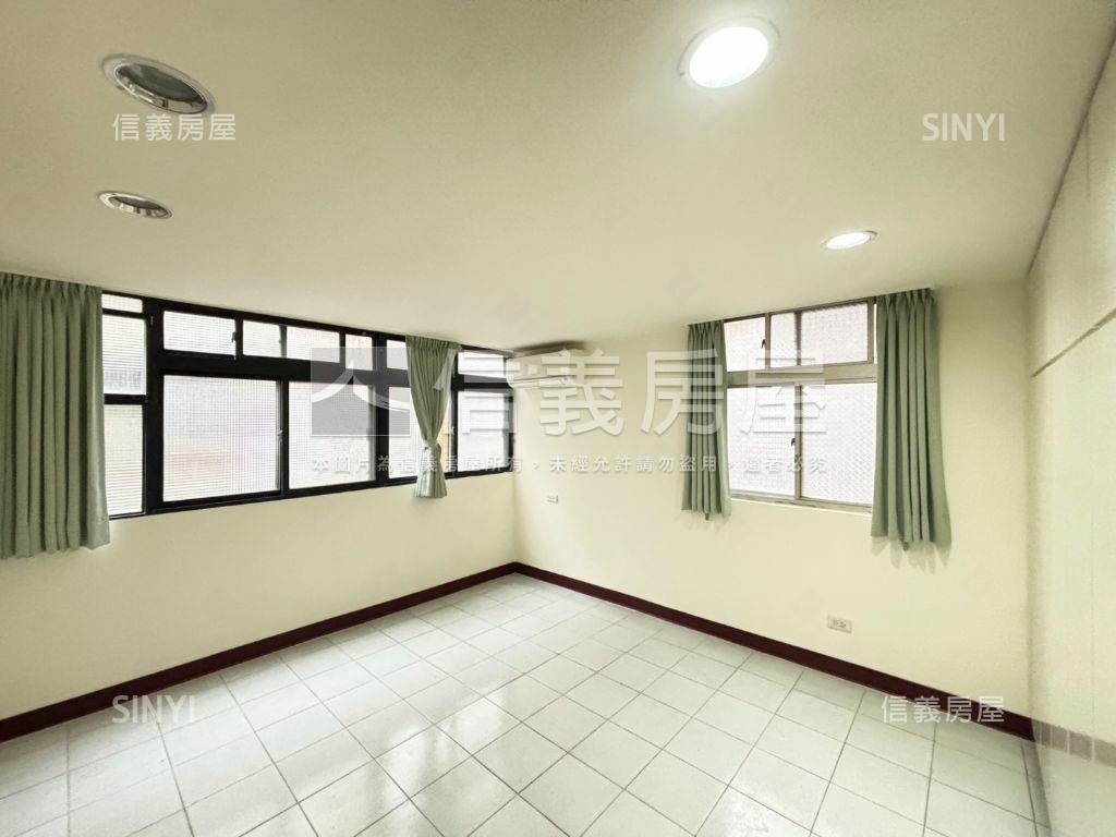 麗山學區稀有二樓房屋室內格局與周邊環境