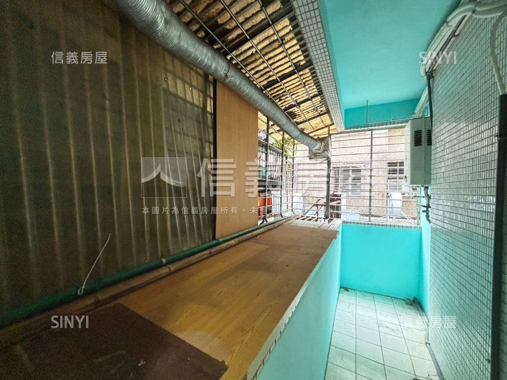 麗山學區稀有二樓房屋室內格局與周邊環境