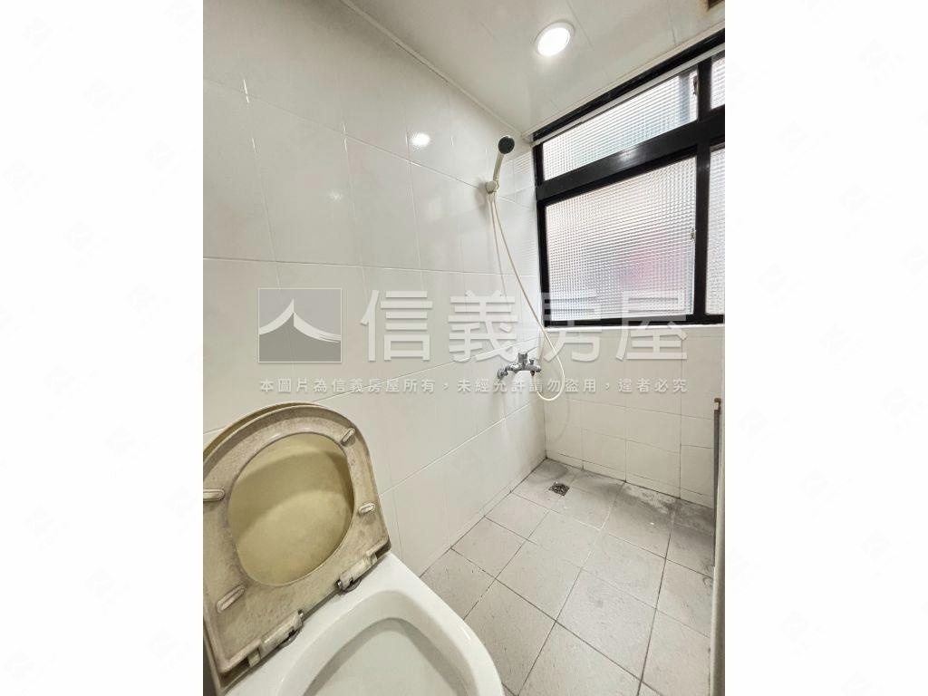 麗山學區稀有二樓房屋室內格局與周邊環境